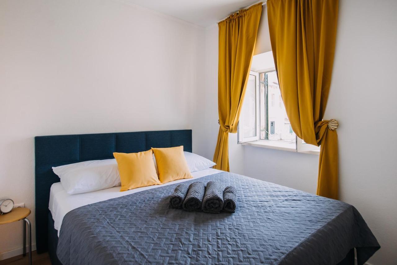 Art Deco Cathedral By Duhomes Apartment *